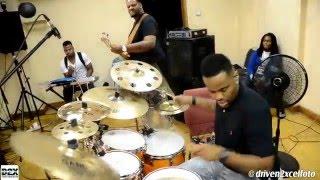 VARO ON DRUMS,THAD JOHNSON ON BASS,JOBROS,DRIVEN2XCELFOTO