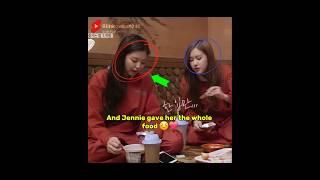 Rosé wanted some food  #shorts #blackpink #rosé #trending #viral