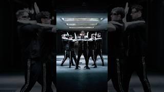 Give us the wob  : ​⁠@rickymaranomusic  #urbantheory #tutting #perspectivematters