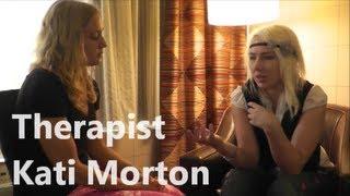 Demonstrating a therapy appointment with Kati Morton