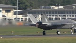 3 RAAF F35s Take off RAAF Williamtown