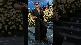 SRK Signature Pose at Met Gala 2025#baadshahobaadshah #srk #shahrukh #metgala2025 #trending