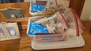 One Easy Way That I am Decluttering ( Perfect for Busy People)