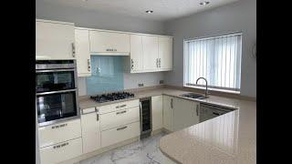 The Western - Serviced Accommodation, 2 Bed Bungalow, Halesowen, B62