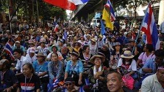 Thai protesters storm army headquarters to demand help to overthrow government