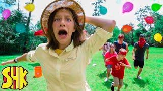 Superhero Summer School Water Balloon Challenge! Hope vs Noah's | SuperHeroKids