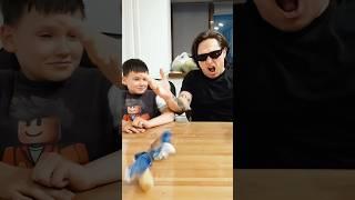 Открой мороженое… силой  #мем #shorts #дети #сила #мороженое #охранник