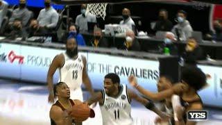 Isaac Okoro snatch the ball in Kyrie Irving’ s defensive rebound | Kyrie didn’t  expect that