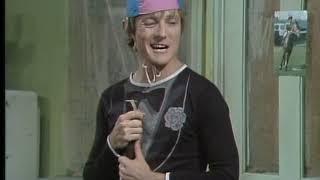 The Paul Hogan Show: "Modern Living" (with Hoges and Strop)