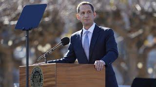 San Francisco Mayor Daniel Lurie announces hiring freeze on first day in office