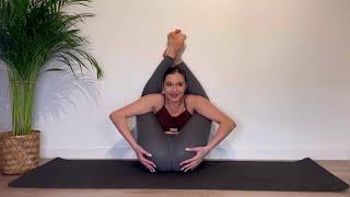 How Women Stretch and Split on You Tube - 466 - Mirrayoga - Yoga and Workout with Mirra