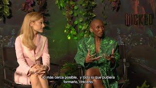 Wicked | Una entrevista mágica 🩷  (Universal Pictures) HD