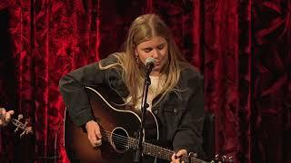 Meg Mcree - Stardust - Live on Southern Rounds