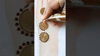 Very Easy Coins Mehndi Design Trick 🫶#mehndidesigns #youtubeshorts #mehandi #easymehndi #viral