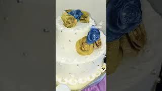 #viral #youtubeshorts #cakeshorts #fondantflowers #tiercakes