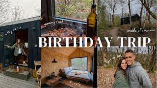 VLOG: EARLY BIRTHDAY TRIP - a weekend in a cosy cabin 