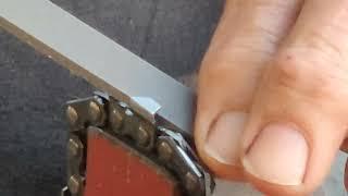 Square filing chainsaw chain