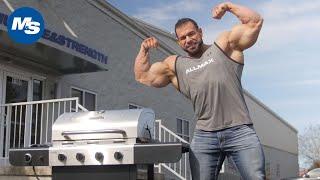 Grilling with Pro Bodybuilders | Basic Bodybuilding Grilling Lessons w/ Steve Kuclo