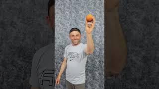 قرد ياكل برتقال | قرد مشاكس | قرد كيوت | The naughty monkey