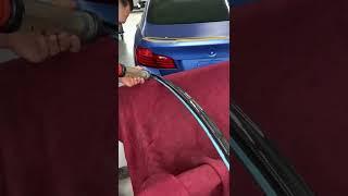 BMW M5 Carbon Heckspoiler kleben