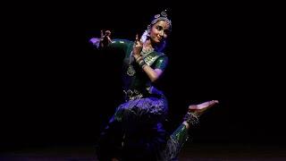 Sai Smriti Suresh Arangetram - Excerpts - Sridevi Nrithyalaya - Bharathanatyam Dance