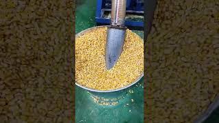 Maize flour milling corn grinding beans wheat crusher