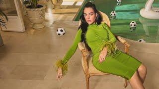 بتتحاول من بائعة في محل شنط لأشهر سيدة في العالم.. ملخص مسلسل I'm Georgina