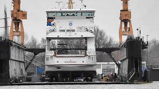 Norderney Inselfähre FRISIA III DMZJ IMO 9732450 Schwimmdock Emder Werft Emden floating dock ferry