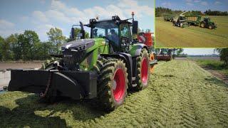 Grashäckseln 2022 mit einem Krone Big X 630/ Krone Big M und 2 Fendt 930 auf dem Silo