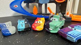 Disney CarsHave fun changing the colors of Cars and his friends!