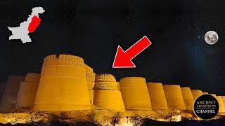 The TRAGIC Condition of the Ancient Derawar Fort of Pakistan | Ancient Architects