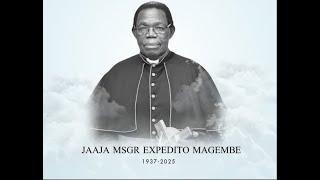 Agataliikonfuufu:  Amaziga n'ebiwoobe mu kukungubagira Munsenyori Magembe  Abantu bawadde obujulizi.