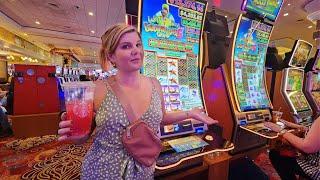 The Treasure Just Kept Falling Down! (Lobstermania 5 Grand Slot!)