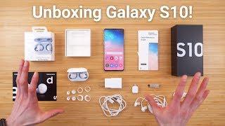 Galaxy S10 Unboxing - What's Included!