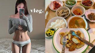 VLOG 365일 복근 유지하는 나의 식단관리 | 바디체크 | 좋아하는 브런치 맛집 | N번째 재구매중인 쌀베이글 ..etc