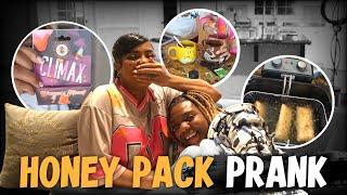 IM BACK !! I slipped a HONEY PACK In her tea | DEEP FRIED HOT POCKETS FOOD REVIEW