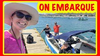 By boat on the ocean/ Equator border - Peru