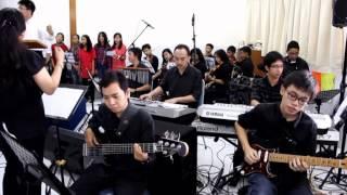 Jesus at the Center & Heart of Worship - One Heart 4JC Band