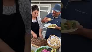 Tacos de lengua de res para festejar el día del padre