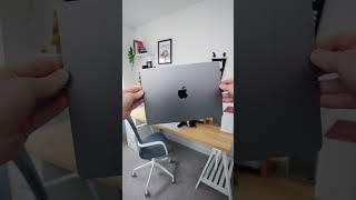 M2 MacBook Air Desk Setup 