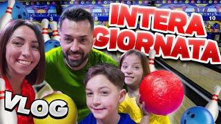 VLOG! LA NOSTRA INTERA GIORNATA NELLA NOSTRA NUOVA CASA, E UNA POMERIGGIO AL BOWLING !