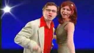 Red Elvises I WANNA SEE YOU BELLYDANCE