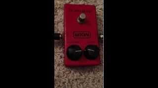 Vintage 1970's MXR Dyna Comp Demo!