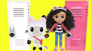 Gabby's Dollhouse DIY Custom Back to School Locker Organization with Gabby and Pandy Cat