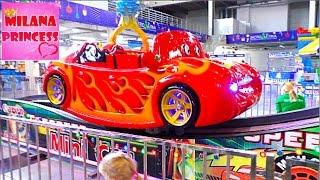 Детский Экспо парк аттракционов Динозавры, карусели и зимние горки  Children amusement park for kids