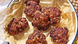 Bobby Flay’s Breakfast Sausage Patties