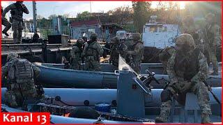 Russian military breaks their boats to avoid storming the Dnieper islands in Kherson