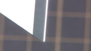 Japanese Nano-Sharp Blade that Can Split a Human Hair in 3!