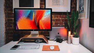 Small Space, Minimalist Desk Setup Tour (NYC work-from-home blogger and YouTuber) • Effortless Gent