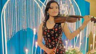 ajeeb dasta hai ye song on violin twisha vyas-The violinist